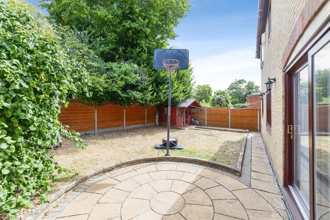Wheatlands, Chells Manor, SG2, photo 16