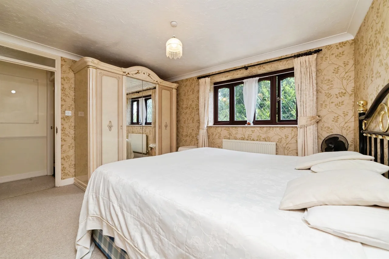 Wheatlands, Chells Manor, SG2, photo 15
