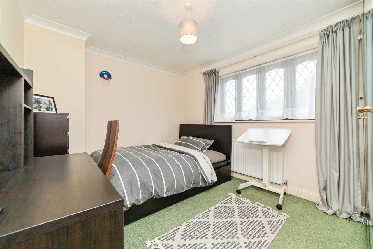 Wheatlands, Chells Manor, SG2, photo 7