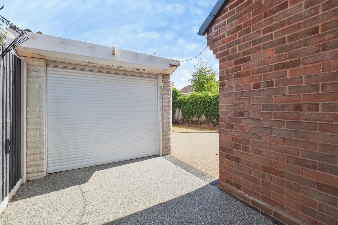 Brookthorpe Way, Silverdale, Nottingham, NG11, photo 14