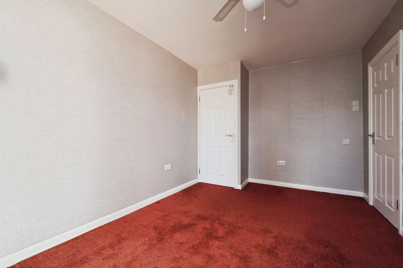 Brookthorpe Way, Silverdale, Nottingham, NG11, photo 8