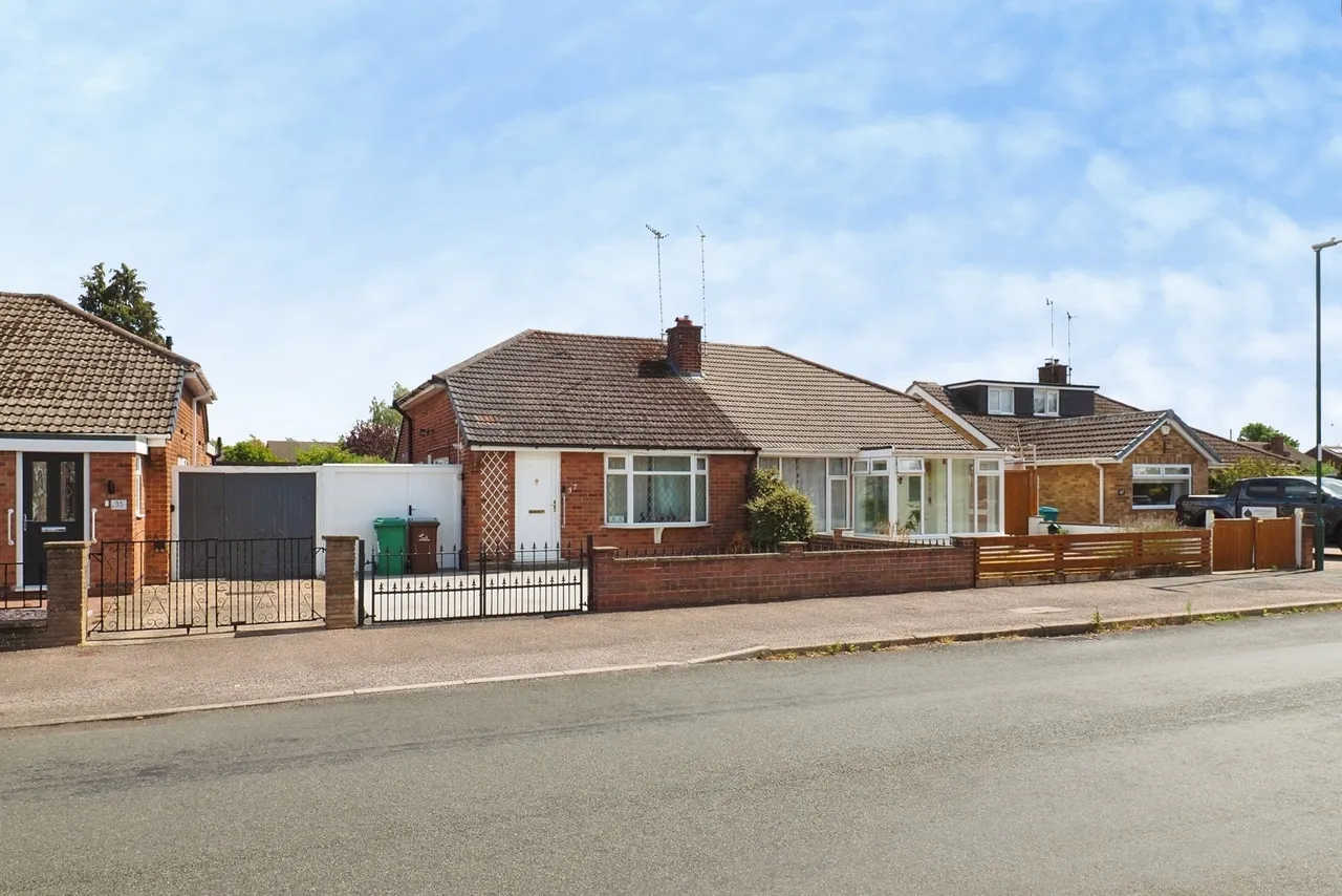 2 bed house for sale — Brookthorpe Way, Silverdale, Nottingham, NG11