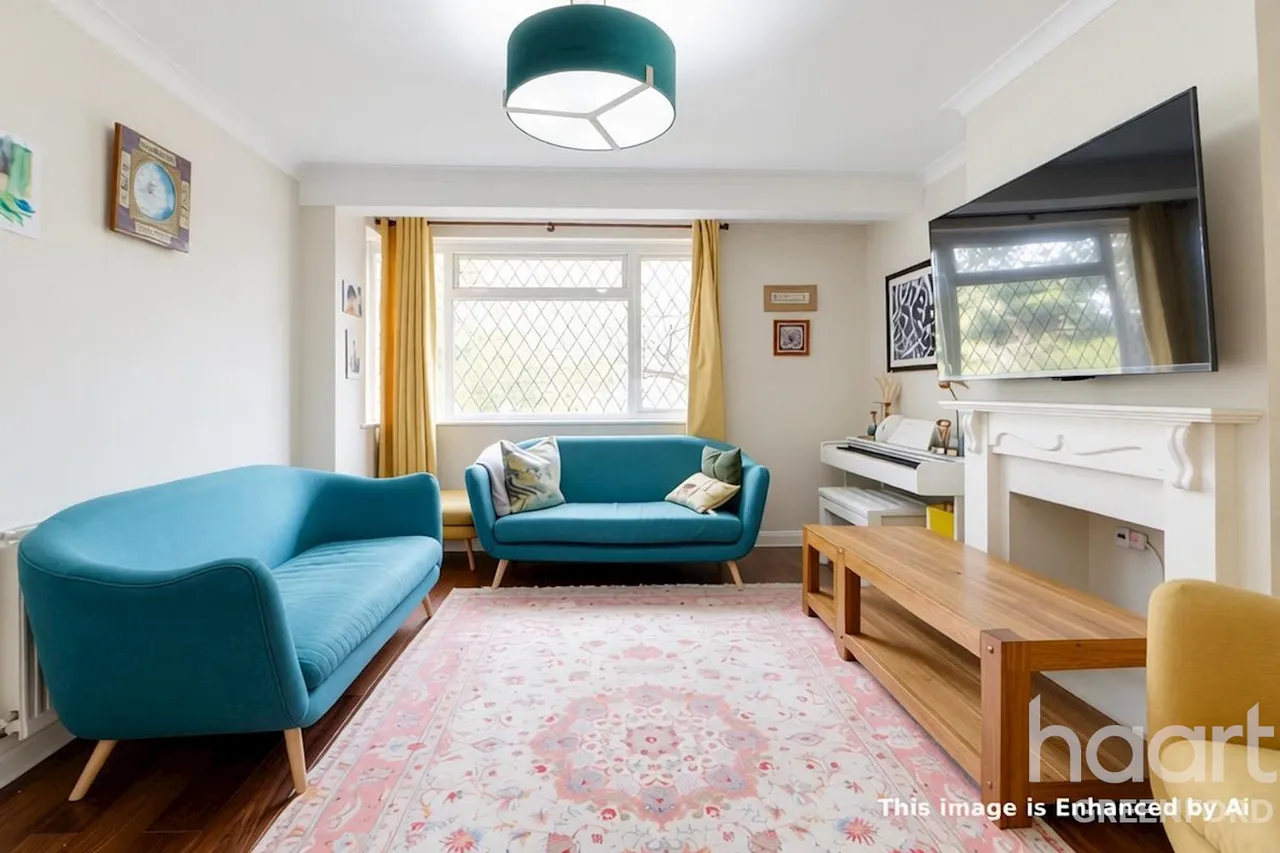 Ferrymead Gardens, Greenford, UB6, photo 5
