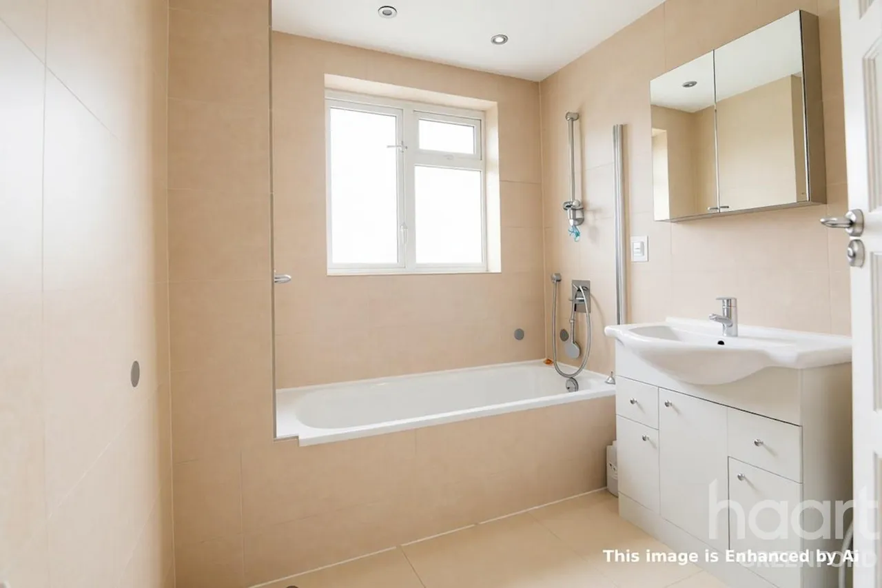 Ferrymead Gardens, Greenford, UB6, photo 4