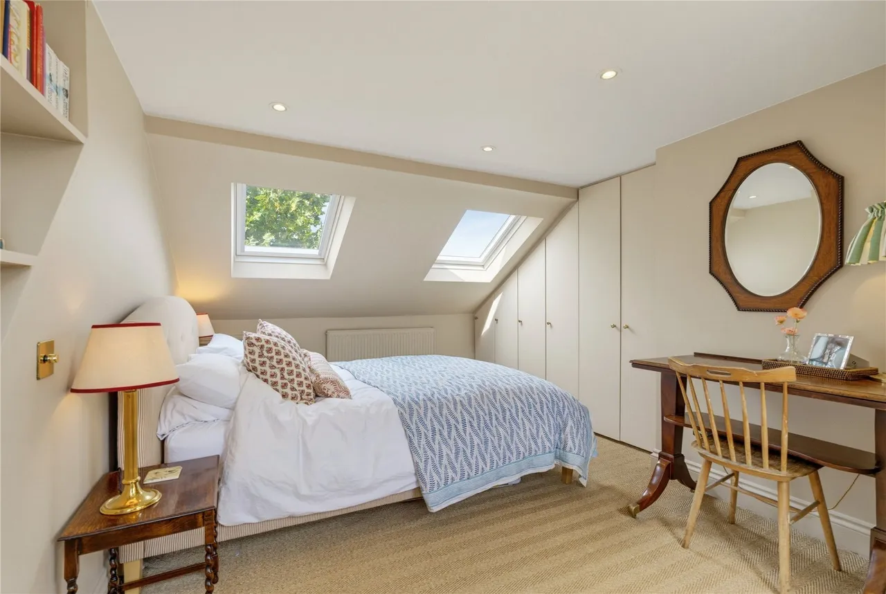 Morrison Street, London, SW11, photo 13