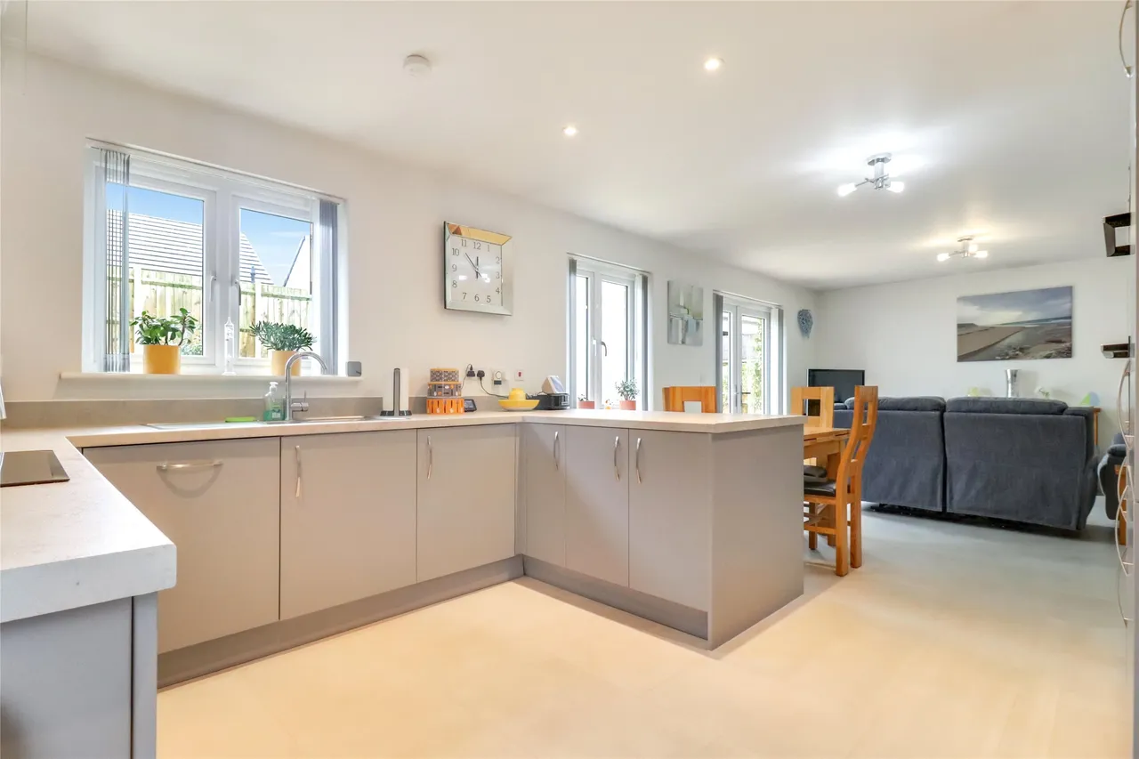 Tawny Close, South Molton, EX36, photo 4