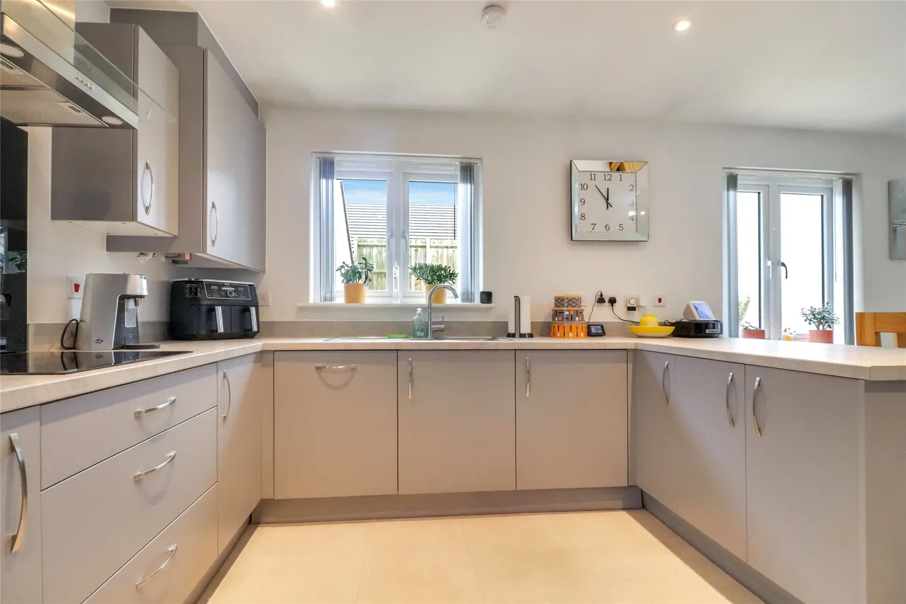Tawny Close, South Molton, EX36, photo 5