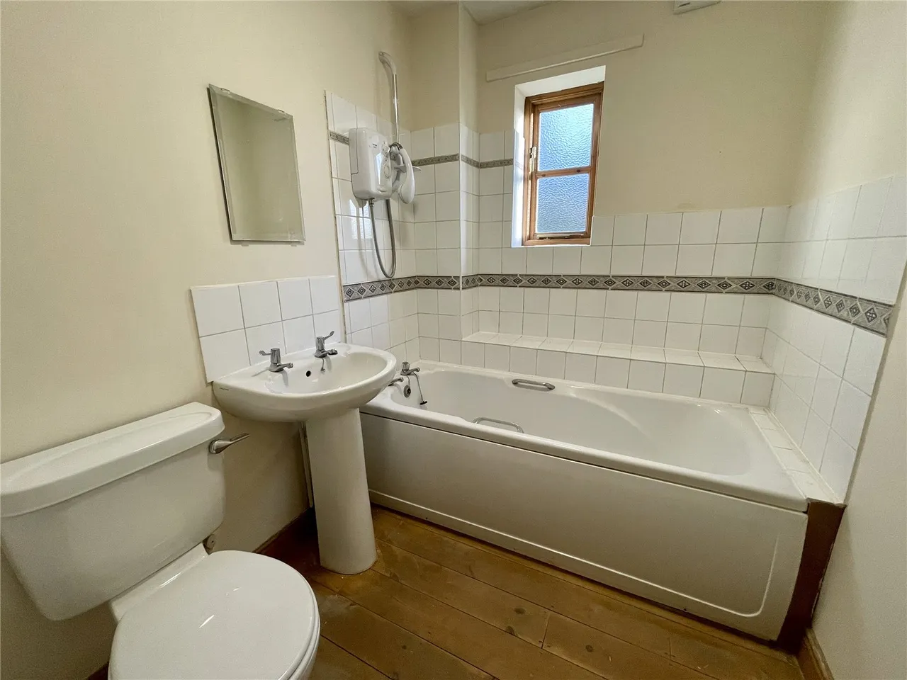 Manor House Close, Montgomery, photo 7