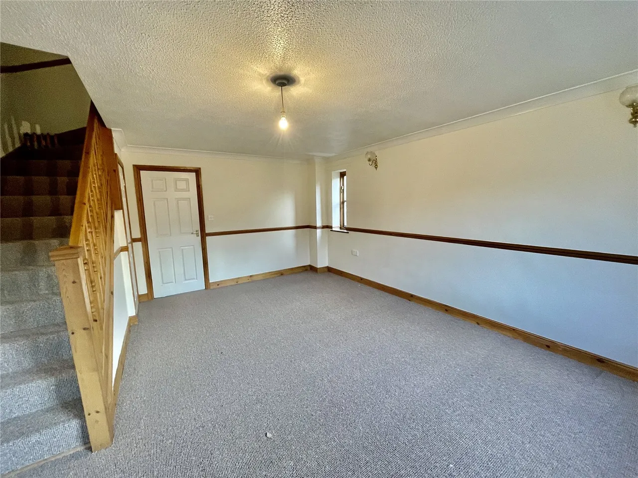 Manor House Close, Montgomery, photo 2