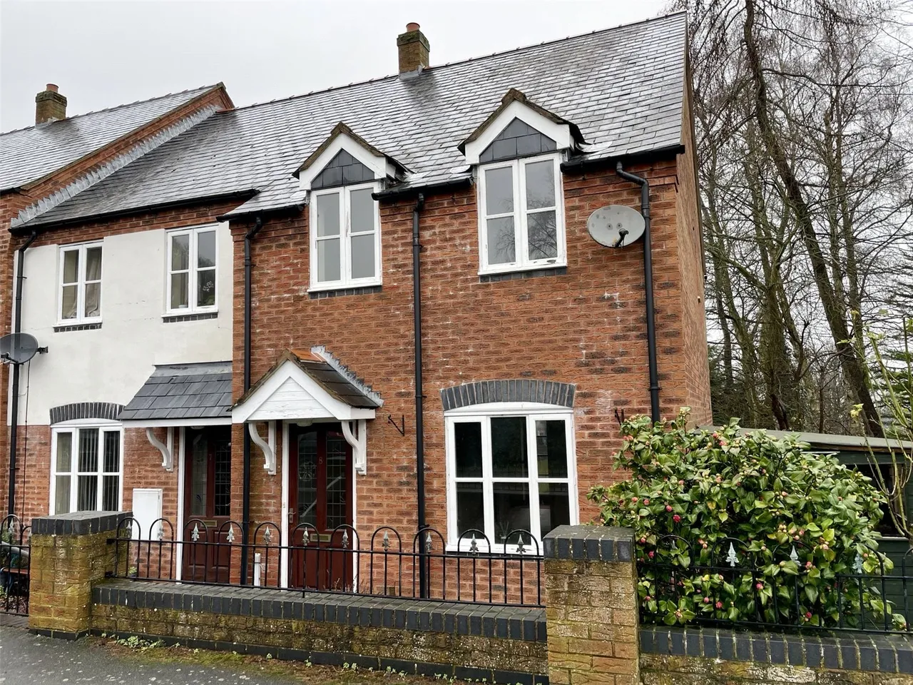 3 bed house to rent, Manor House Close, Montgomery