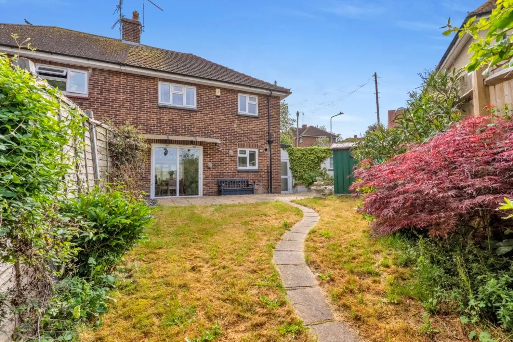 Taunton Vale, Gravesend, DA12, photo 16