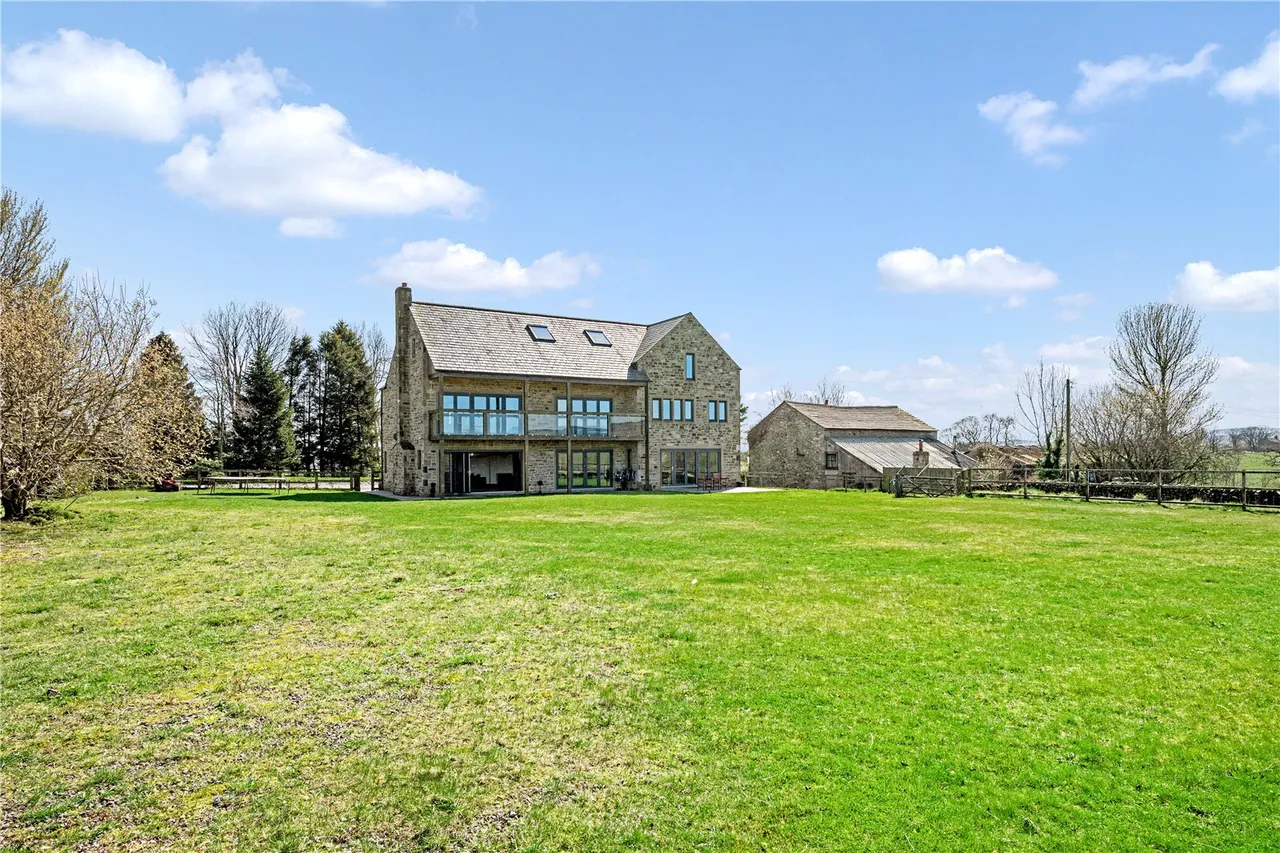 Wigglesworth, Skipton, photo 2