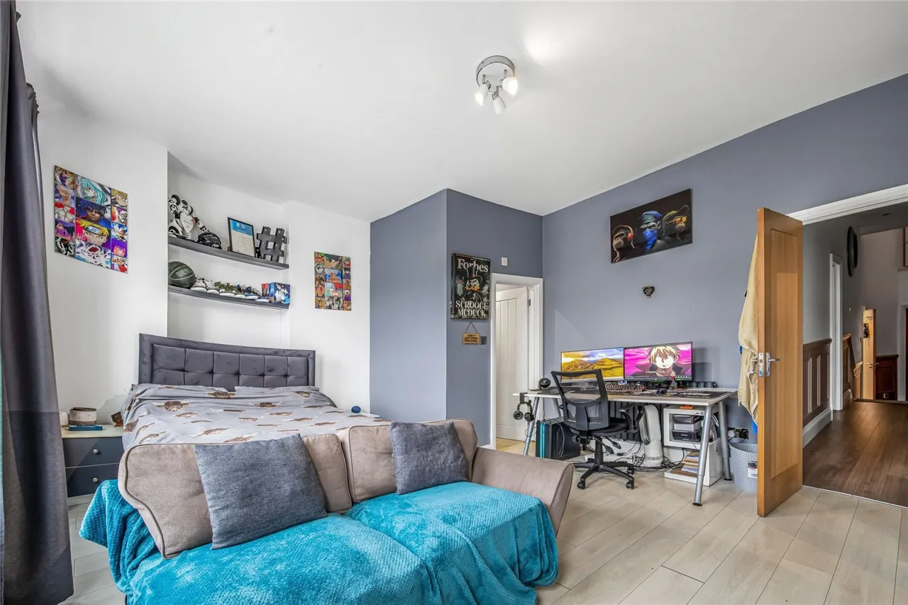 Pendle Road, Furzedown, photo 15