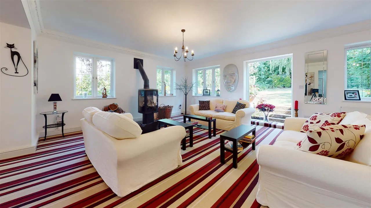 Woodman Lane, Chingford, E4, photo 6