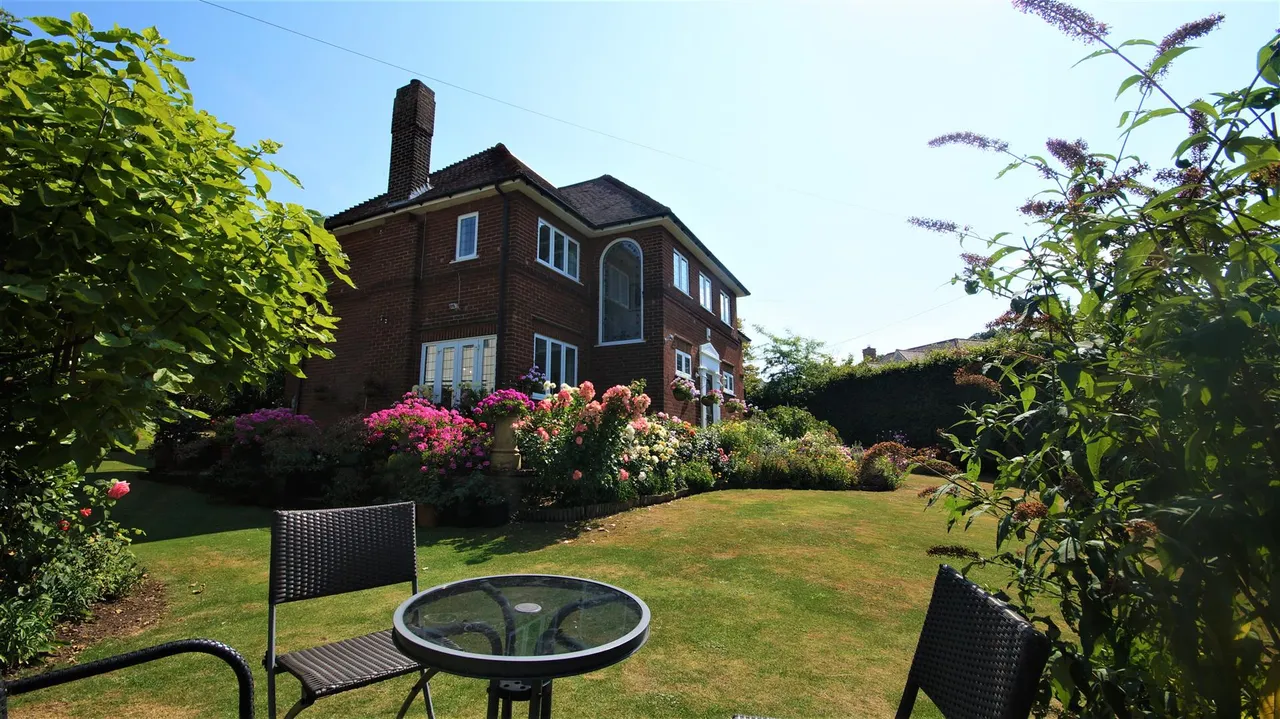 Woodman Lane, Chingford, E4, photo 5