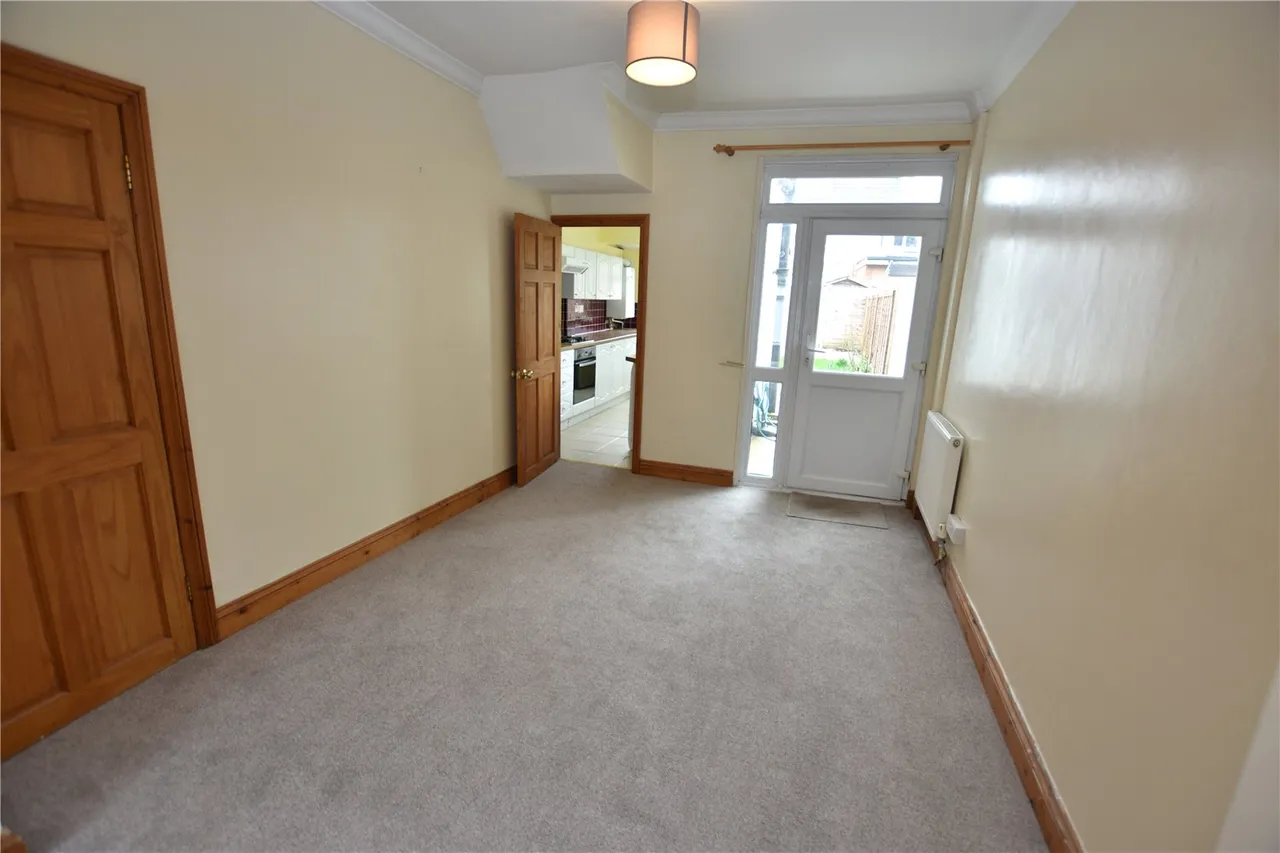 Elm Grove Road, Farnborough, Hampshire, GU14 7RD, photo 5