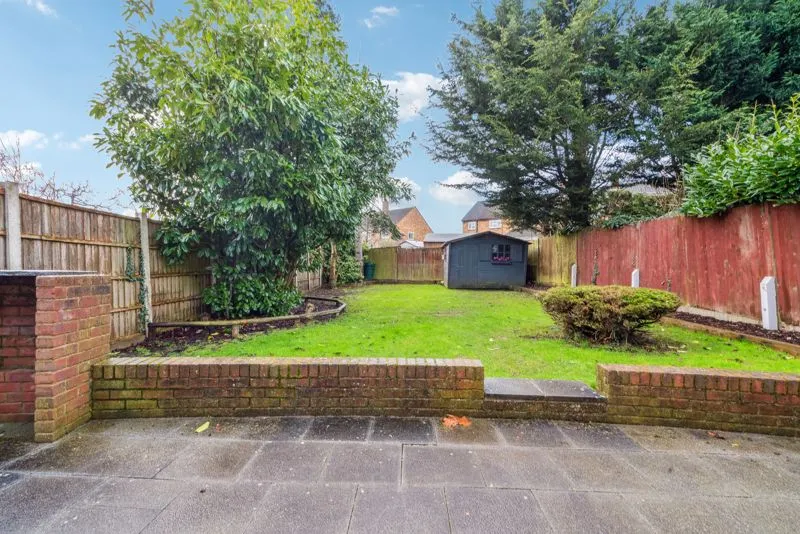 Ripon Way, Borehamwood, photo 8