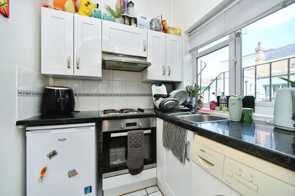 Kings Road, Brighton, East Sussex, BN1, photo 4