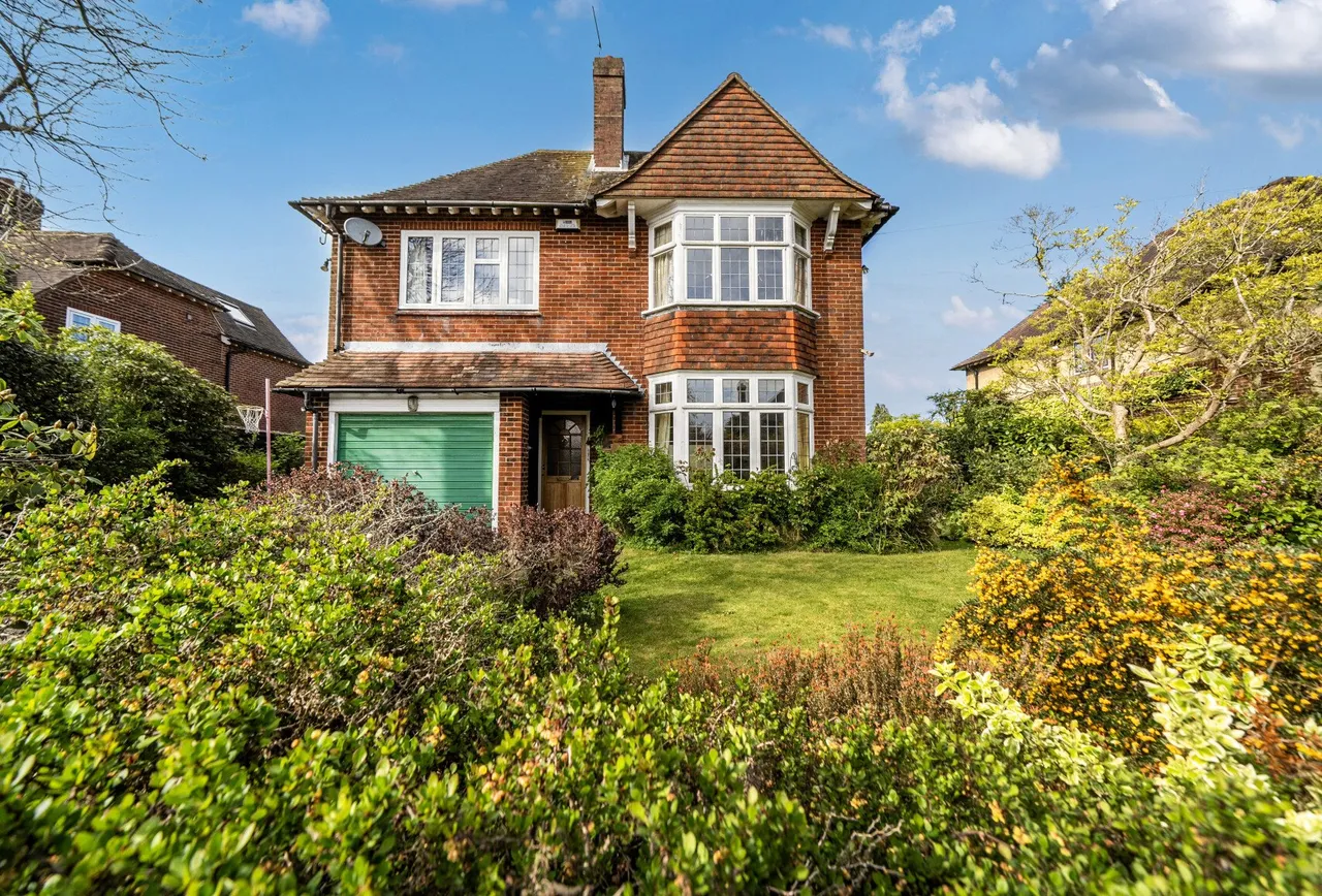 4 bed house for sale — Whybourne Crest, Tunbridge Wells, TN2 5BS
