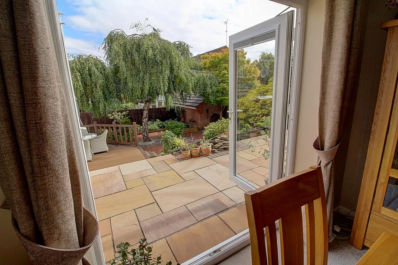 Coombe Drive, Nuneaton, CV10, photo 9