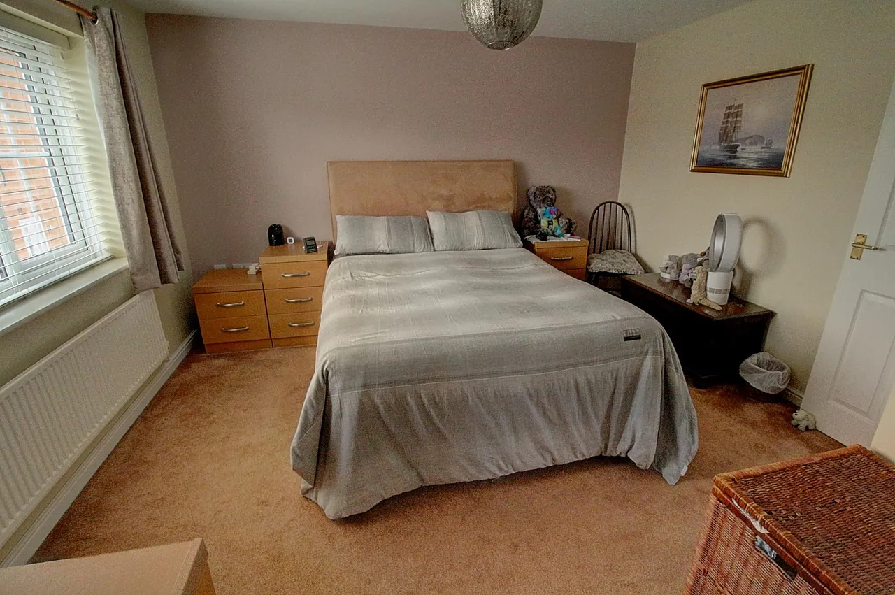 Coombe Drive, Nuneaton, CV10, photo 18