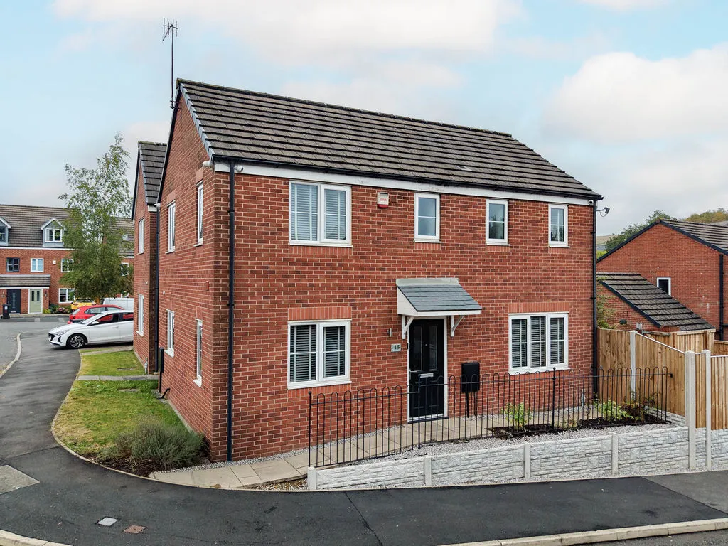 3 bed house for sale — Orama Avenue Whitworth, Rochdale OL12 8ED