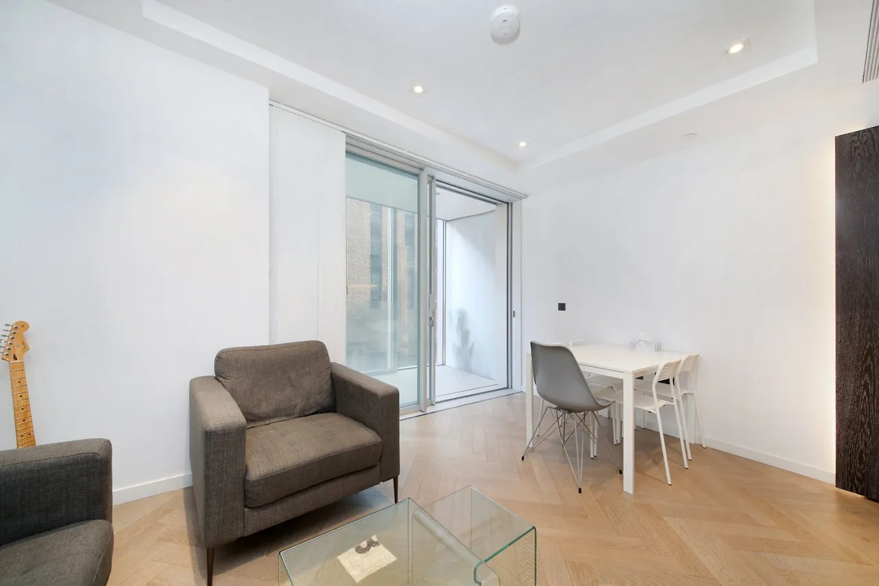 Circus Road West, London, SW11, photo 7