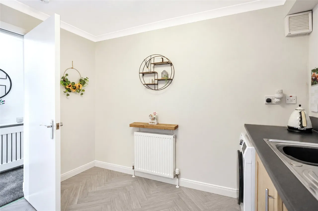 Kinclaven Gardens, Glenrothes, KY7, photo 11