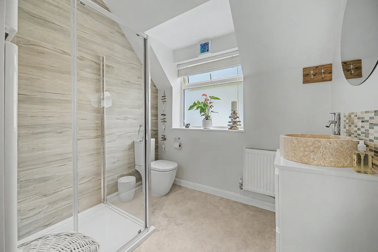 Voylart Road, Dunvant, SA2, photo 32