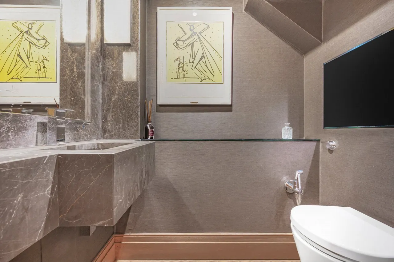Upper Grosvenor Street, London, W1K, photo 11