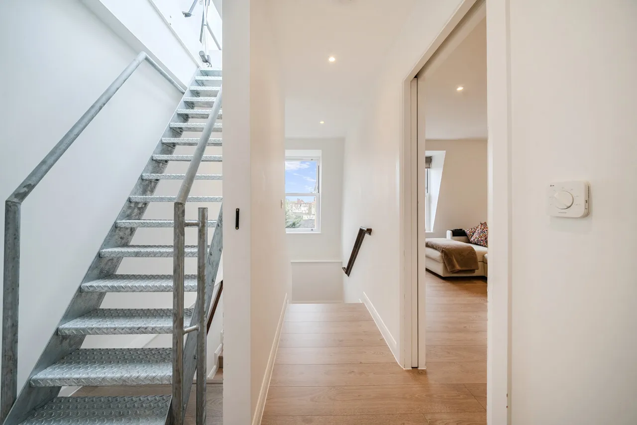 Barclay Road, Fulham, London, SW6, photo 10