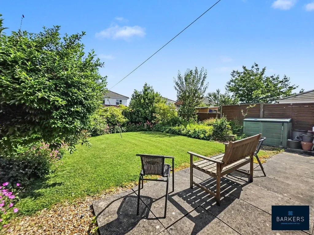 Hodgson Lane, Drighlington BD11 1BW, photo 3