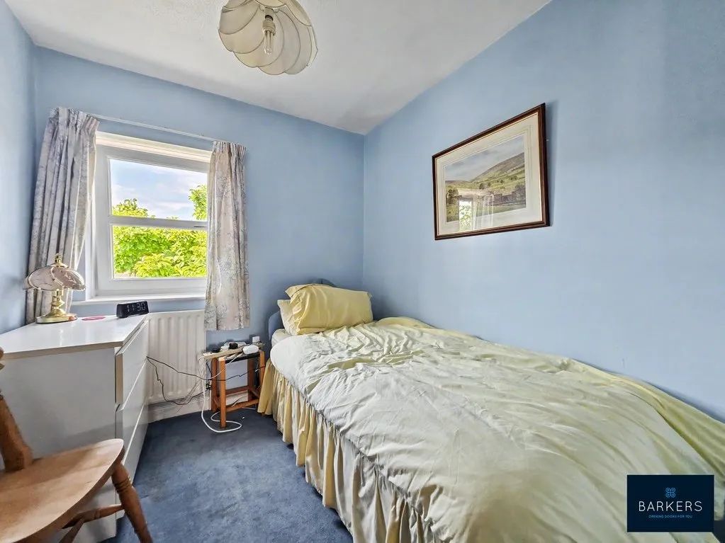 Hodgson Lane, Drighlington BD11 1BW, photo 14