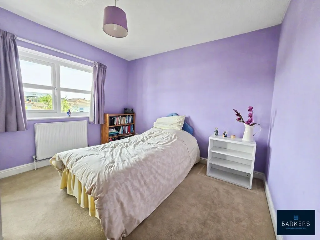 Hodgson Lane, Drighlington BD11 1BW, photo 13