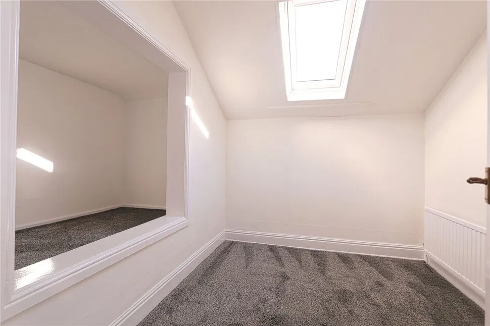 Manchester Road, Denton, M34, photo 6