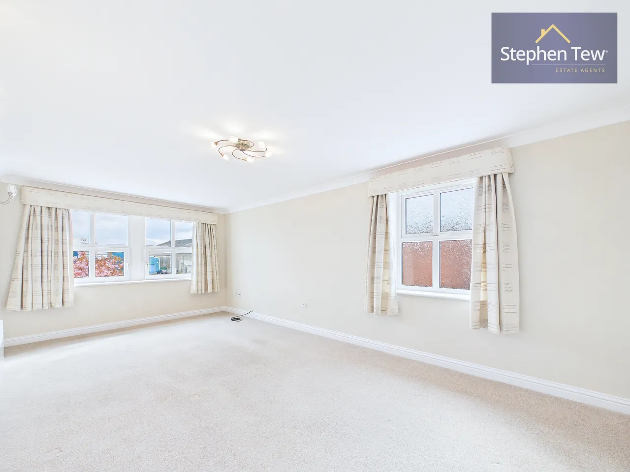 Squires Gate Lane, Blackpool, FY4, photo 5