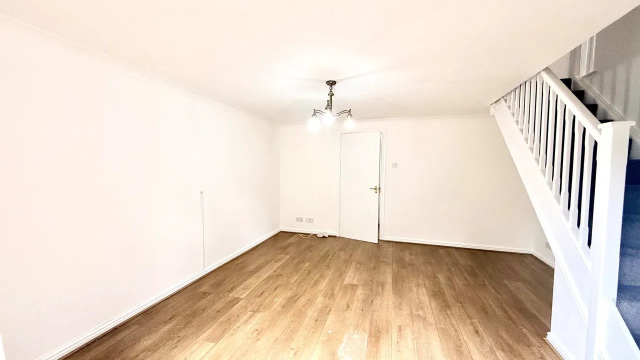 3 bed house to rent, Fairmeads, Loughton, IG10