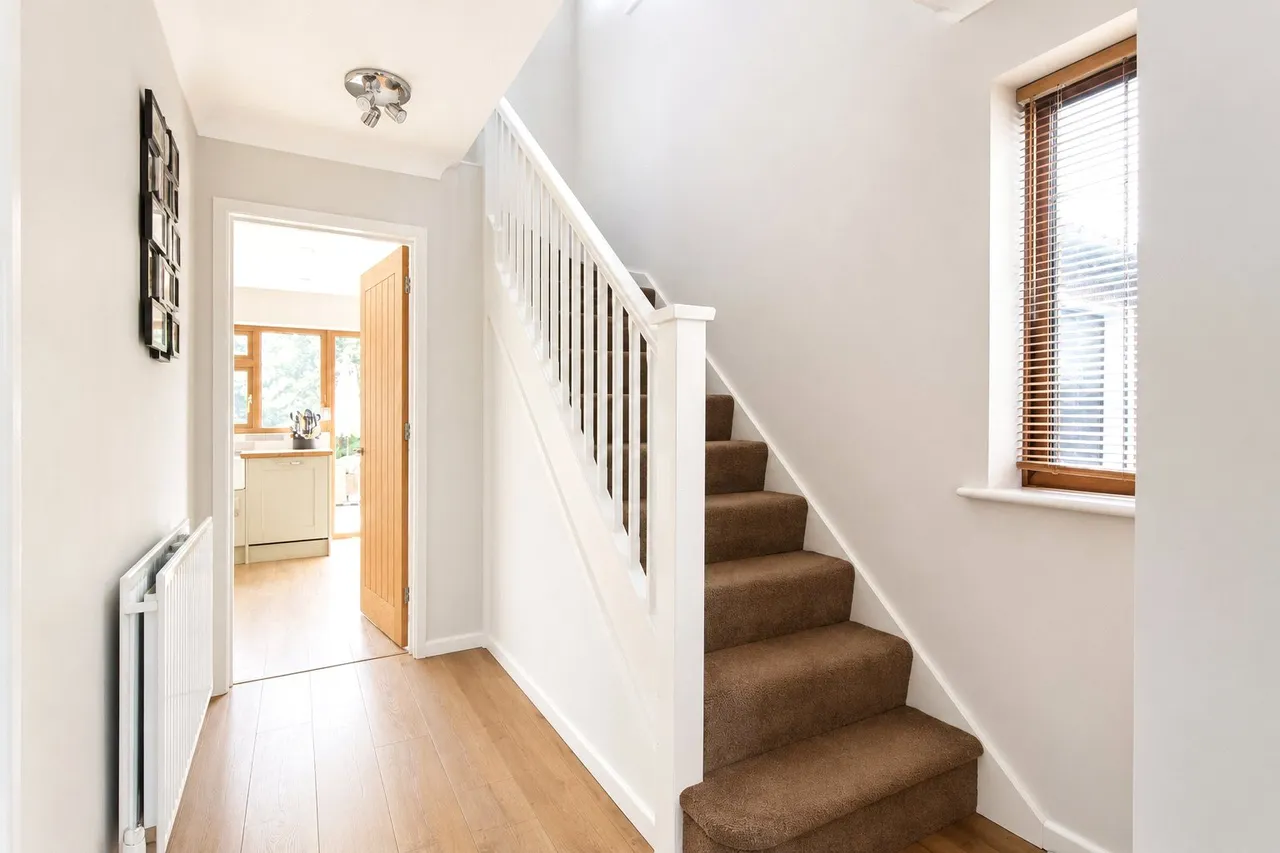 Mill Close, Sherfield-on-Loddon, Hook, Hampshire, RG27 0AQ, photo 16