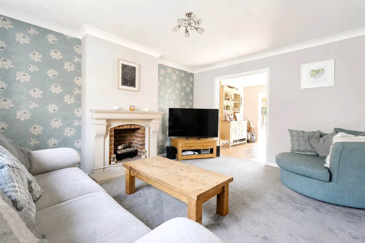 Mill Close, Sherfield-on-Loddon, Hook, Hampshire, RG27 0AQ, photo 6