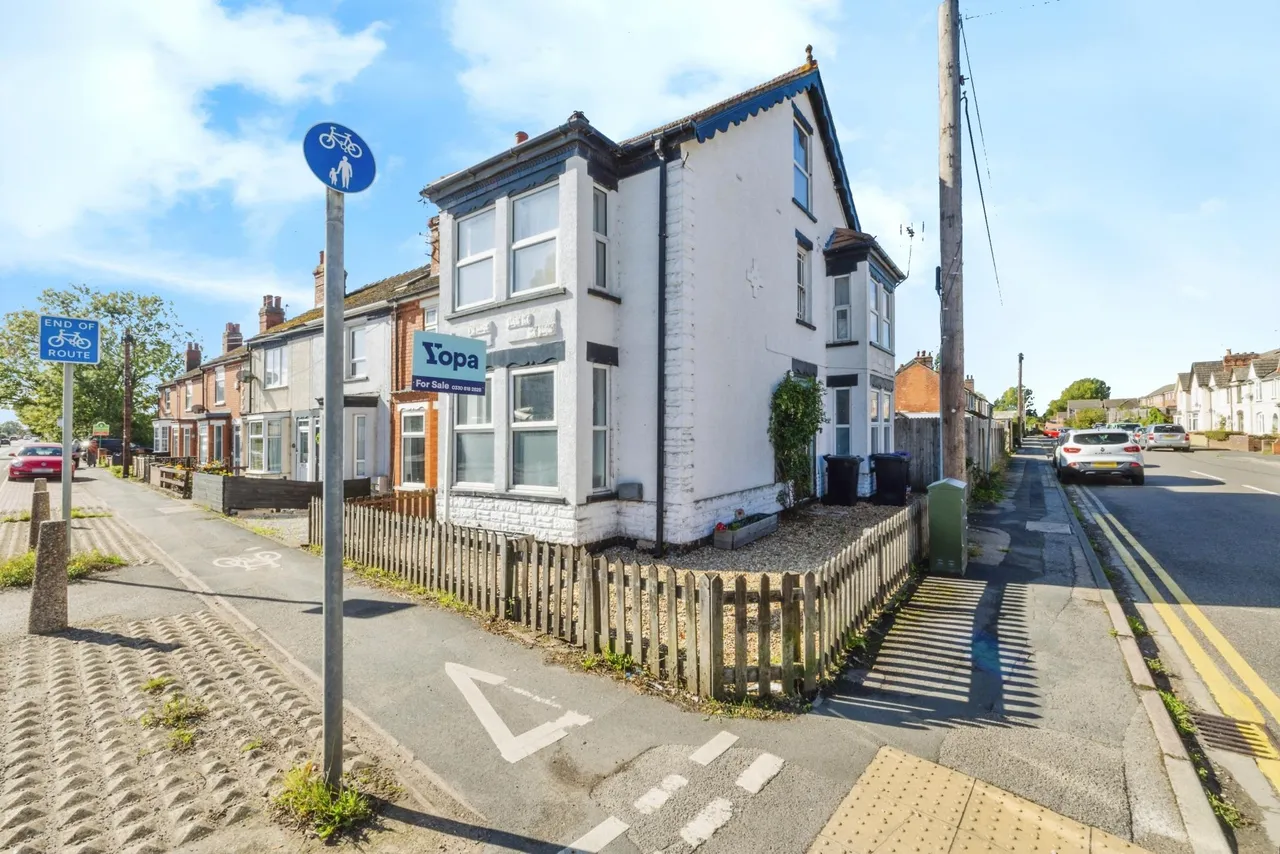 Station Road, North Hykeham, LN6, photo 2