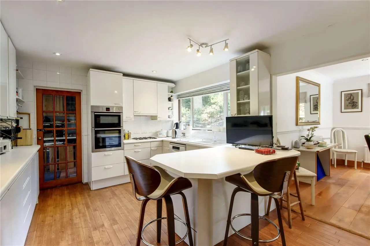 Little Julians Hill, Sevenoaks, Kent, TN13 1QB, photo 10