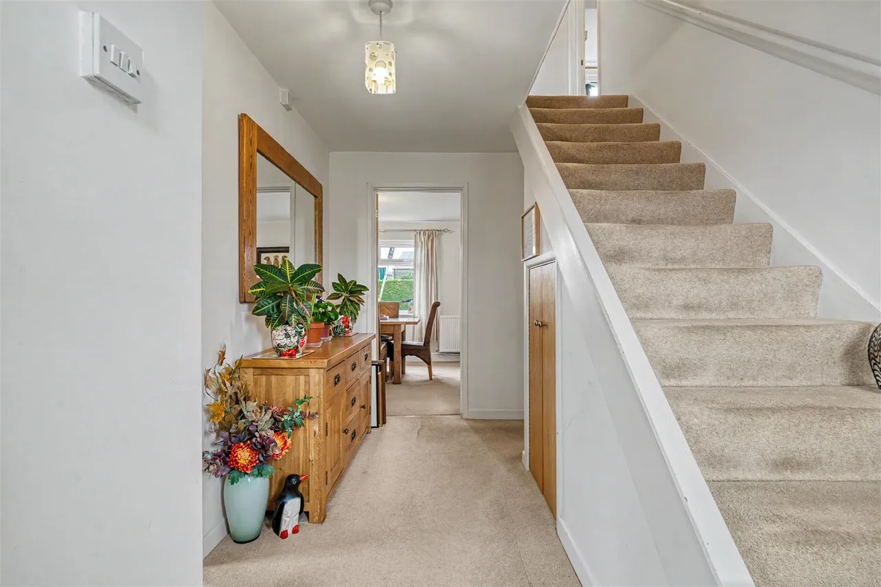 Manston Road, Sturminster Newton, photo 7