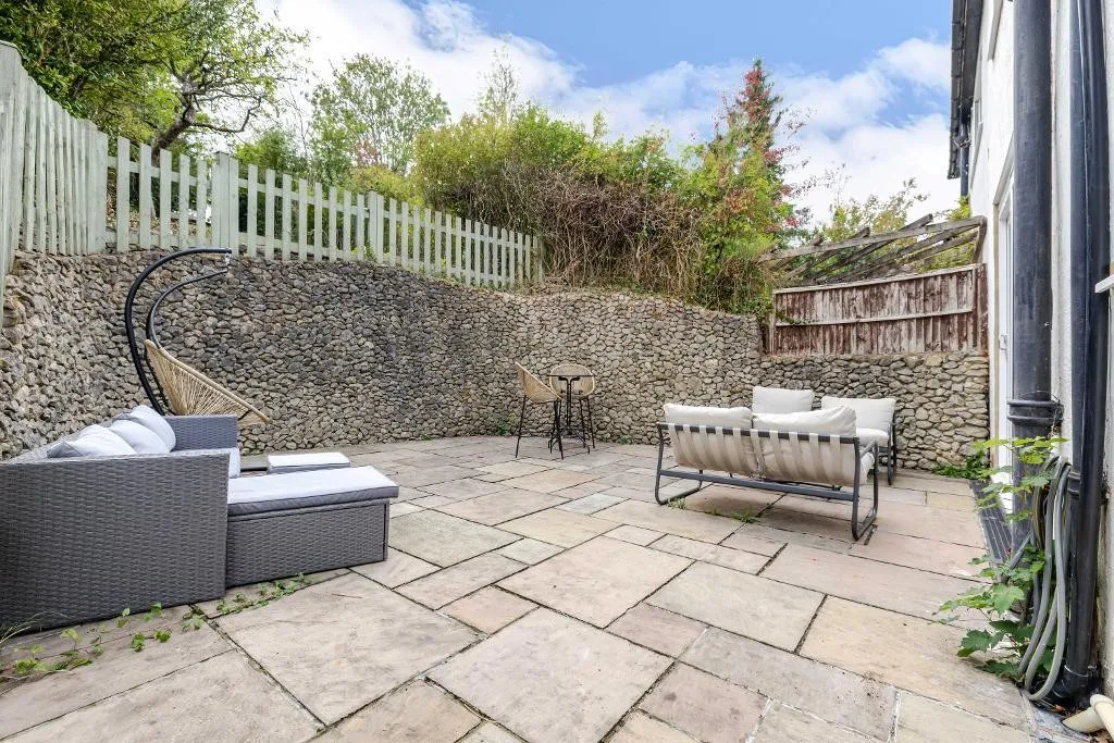 Hillbury Road, Warlingham, photo 36