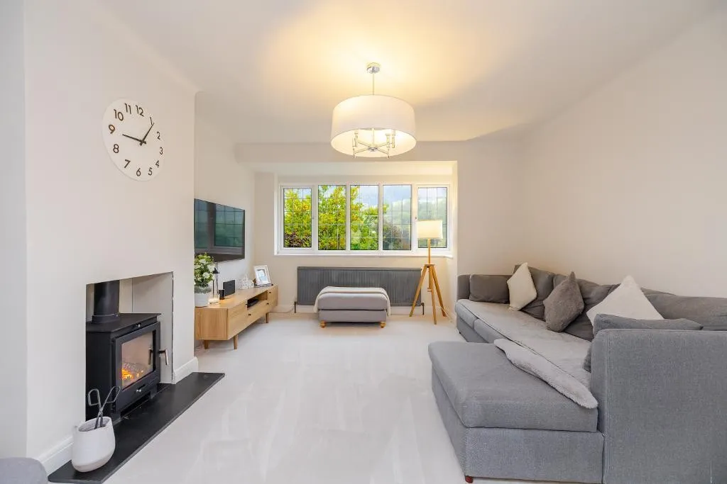Hillbury Road, Warlingham, photo 2