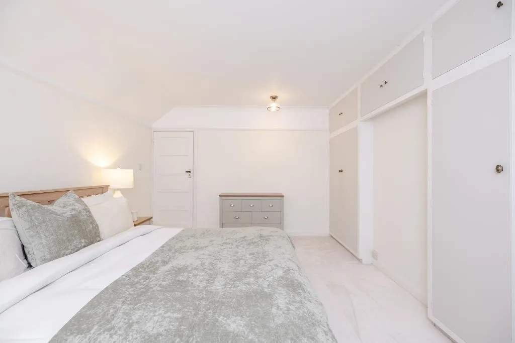 Hillbury Road, Warlingham, photo 25