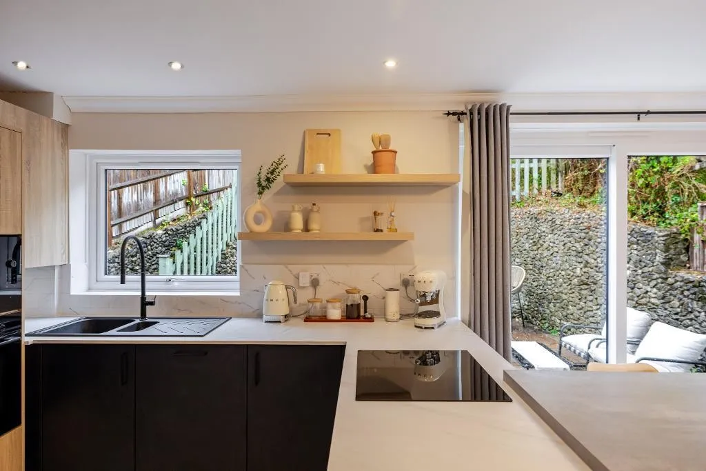 Hillbury Road, Warlingham, photo 18