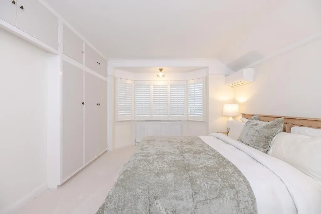 Hillbury Road, Warlingham, photo 22