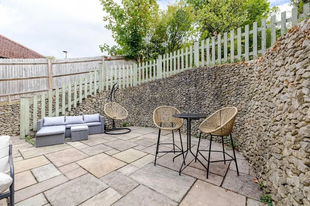 Hillbury Road, Warlingham, photo 37
