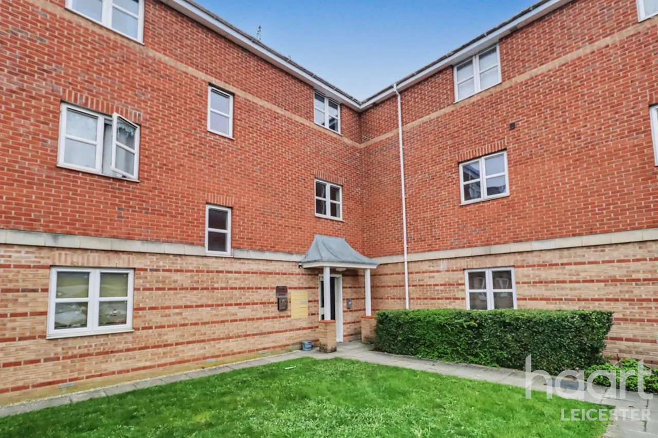 2 bed flat for sale, Fosse Close, Leicester, LE3