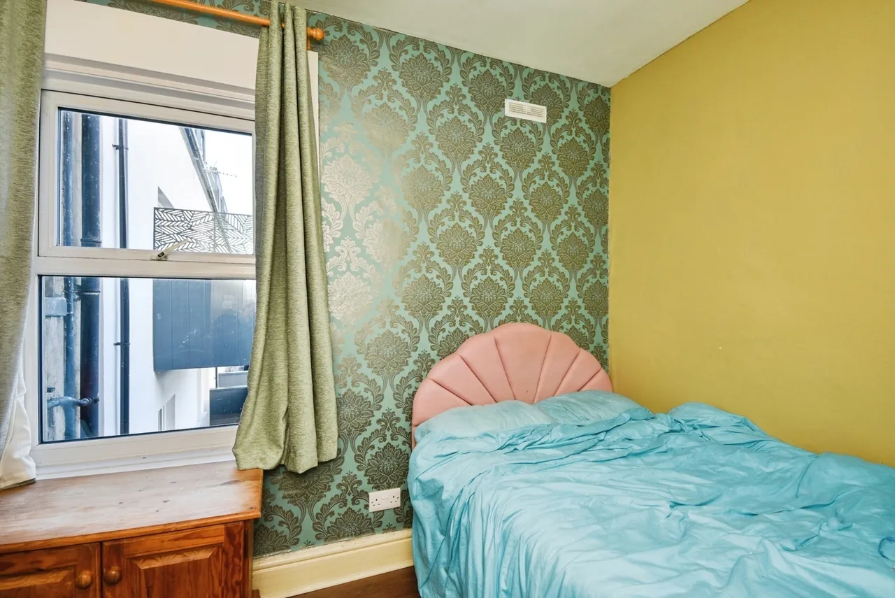 West End Road, LA4, photo 12